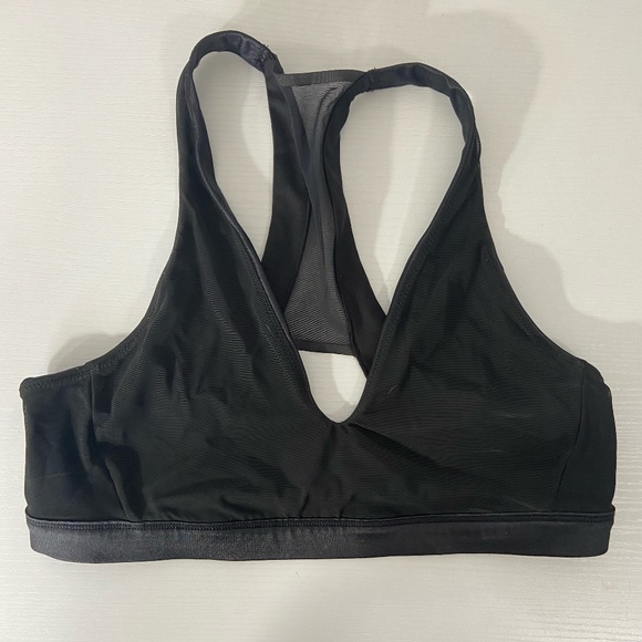 Victoria's Secret Sport Bra - Picture 3 of 4